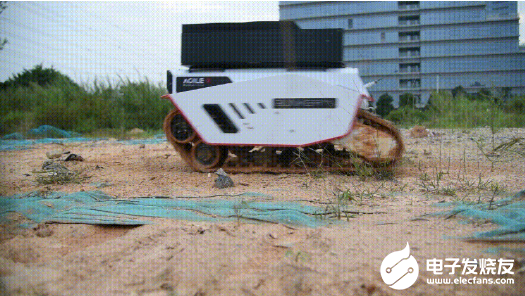 松灵机器人新品丨特种重载防水履带底盘BUNKER Pro，真的很强,poYBAGGBBkiAbjyDAAU2Cw7NhQA570.png,第6张
