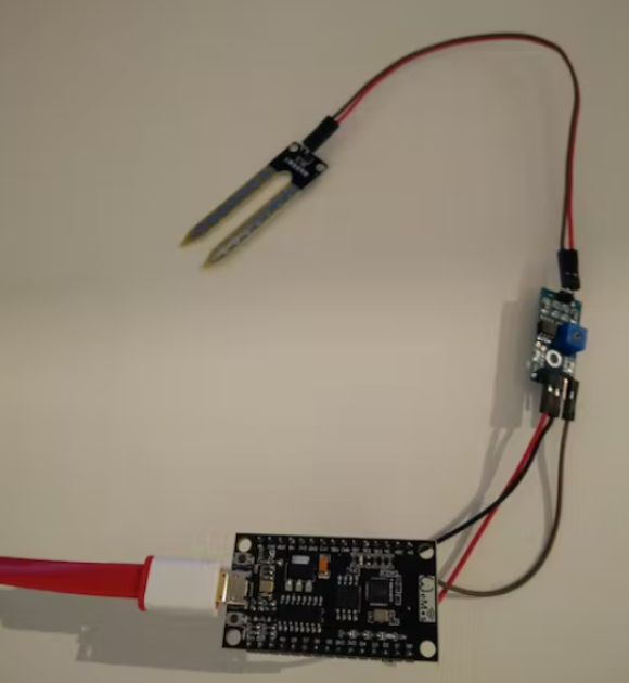 如何利用ESP8266制作植物浇水监控器,pYYBAGMsEUyAKNChAAKnYW8tBEY239.png,第2张