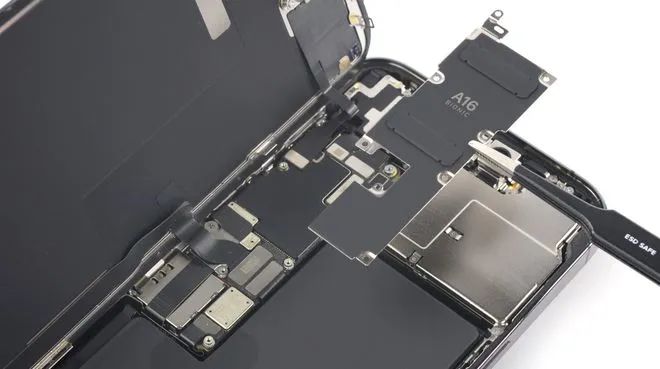 iPhone 14 Pro Max拆解：内部有哪些神秘器件,93585780-39b9-11ed-9e49-dac502259ad0.jpg,第6张
